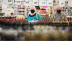 Магазинам разрешили не обслуживать на кассе покупателей без масок